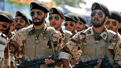 Al Assad se blinda con 60.000 'guardianes', al estilo del cuerpo de élite de Irán