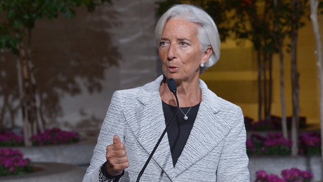 Impiden hablar a la gerente del FMI por "promover políticas que dañan a los pobres"
