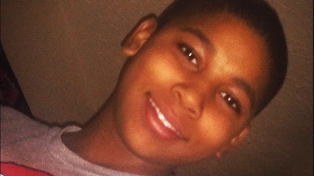 Abuela del niño tiroteado en Cleveland: "La Policía simplemente asesinó a Tamir"