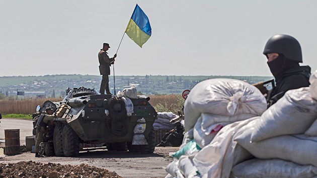 Militares ucranianos atacan con morteros los puntos de control en Slaviansk