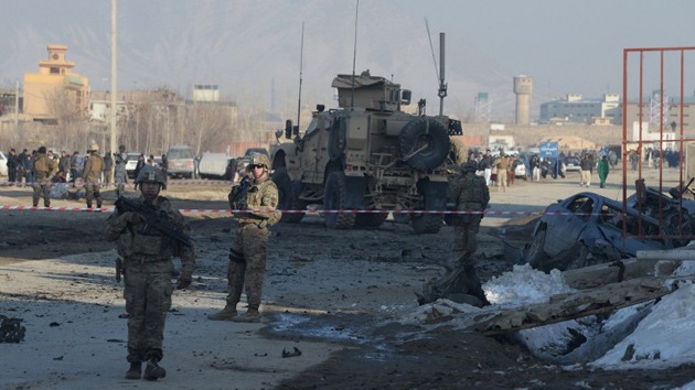 EE.UU. renueva contratos para Afganistán con empresas que le intentaron 'engañar'