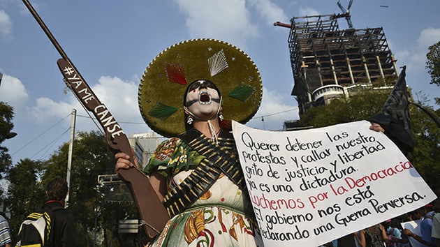 Escuela Normal de Ayotzinapa promete "una Navidad y un Año Nuevo revolucionarios"