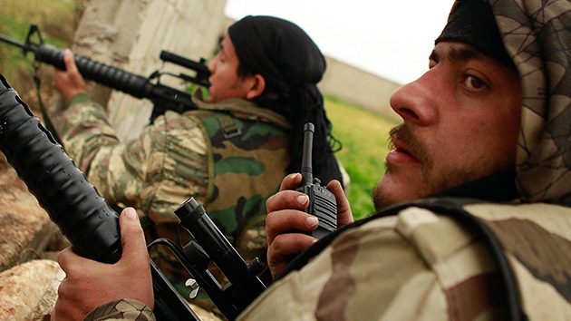 El Reino Unido y Francia quieren armar a los rebeldes sirios a pesar del escepticismo de la UE