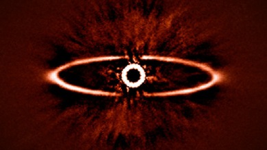 El nuevo 'cazador de planetas' SPHERE halla en el cosmos el 'Ojo de Sauron'