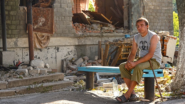 ¿Catástrofe humanitaria?: El este de Ucrania, sin suministros y bombardeado por Kiev