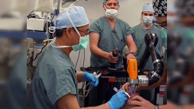 Prueban con éxito en una cirugía un nuevo sistema de intubación automático