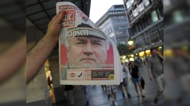 Suspenden el interrogatorio a Ratko Mladić por su "debilidad física"