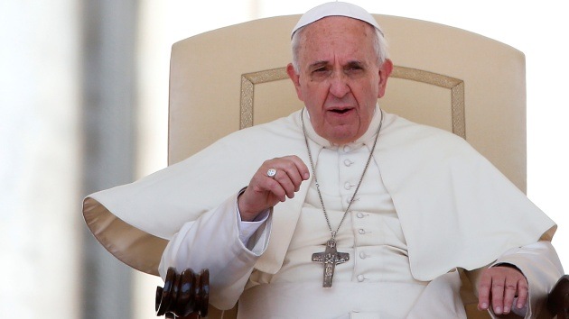 El papa Francisco advierte del pronto colapso de la economía mundial