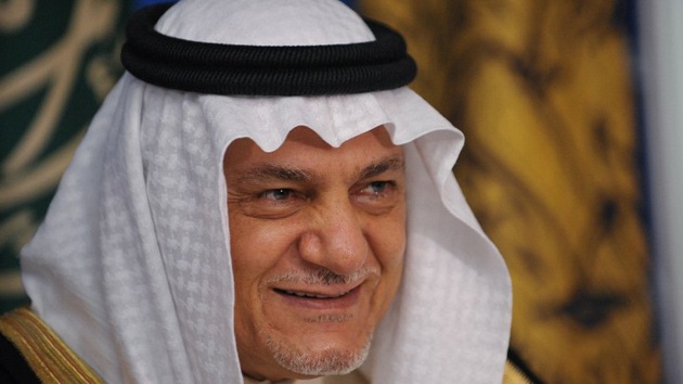 Un príncipe saudita da “por hecho” que su país arma a los rebeldes sirios