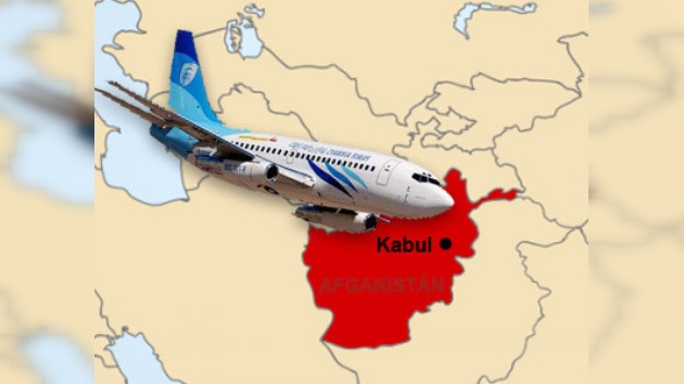 Confirmado: se estrella un avión con 43 personas a bordo en Afganistán