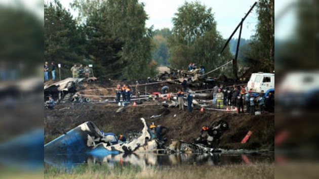 43 muertos en siniestro del avión que trasladaba al equipo de hockey Lokomotiv