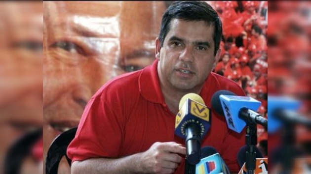 Chávez confirma la renuncia del ministro de Salud Carlos Rotondaro
