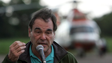 Oliver Stone: EE.UU. es capaz de una guerra para conseguir dominar el mundo