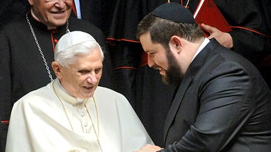 El papa Francisco tendrá que corregir los desatinos de Benedicto XVI