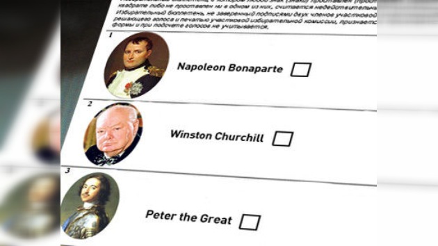 Moscovitas eligen entre Napoleón y Churchill en un simulacro de las presidenciales