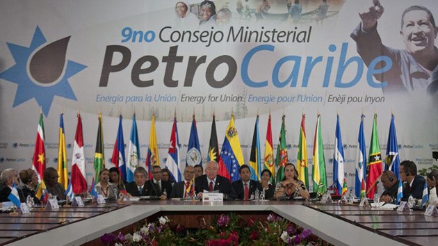 Venezuela creará una zona económica regional mediante Petrocaribe
