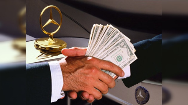 EE.UU.  demanda a Daimler por sobornos
