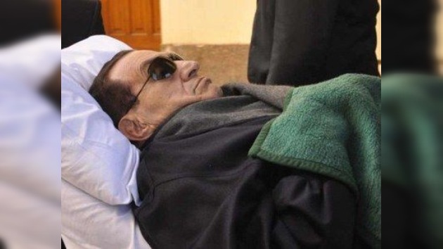 Hosni Mubarak pide a los líderes mundiales que salven su vida