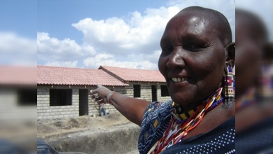 La Reina Sofía visita Kenia para supervisar proyectos humanitarios