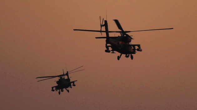 Exagente de la CIA: Irak paga el apoyo de EE.UU. comprando helicópteros a precio exagerado