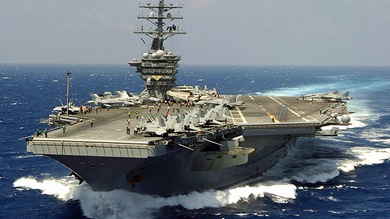 Miles de soldados de EE.UU. se acercan a la costa siria en el portaaviones Eisenhower