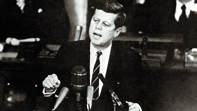 La desaparición del cerebro de Kennedy trae de cabeza a la historia