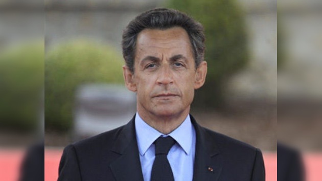 Dos abogados galos quieren que Sarkozy responda por crímenes contra la humanidad en Libia