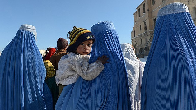 Un clérigo saudí, fuertemente criticado por proponer que las niñas pequeñas lleven burka