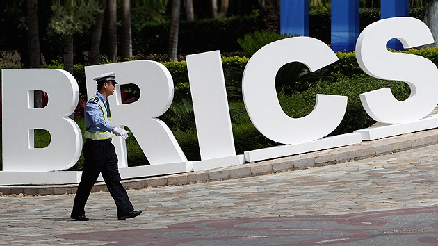 Exasesor de Reagan: Las sanciones de EE.UU. contra Rusia acelerarán el desarrollo de los BRICS