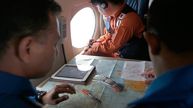 ¿Están vivas las 239 personas del avión desvanecido?: El piloto, posible secuestrador