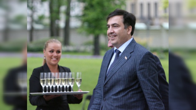 Saakashvili irá a Europa para realizarse un test de drogas
