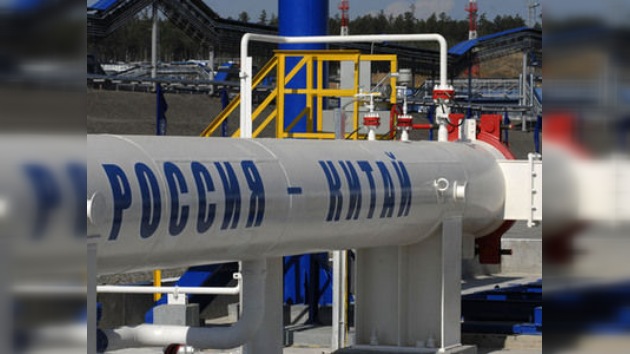 Empieza a funcionar el primer oleoducto entre Rusia y China