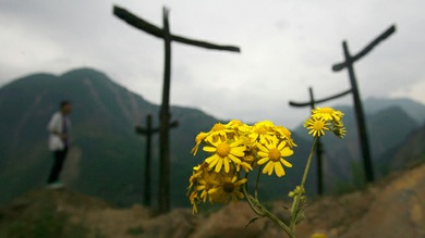 China: Detenidos por robar y revender cadáveres de mujeres para 'matrimonios fantasma'