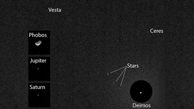 La NASA muestra por primera vez la imagen de dos asteroides 'cazados' desde Marte