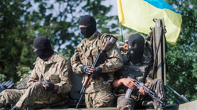 Militares ucranianos matan a 30 soldados que se entregaron a las autodefensas