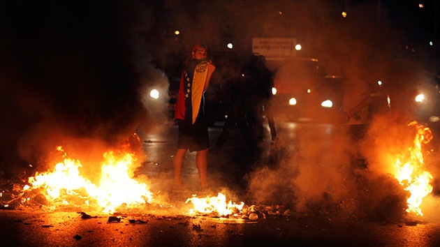 El mundo reacciona: Varios países abogan por la calma en Venezuela