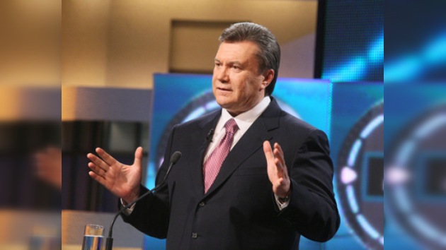 Yanukóvich promete a los rusos residentes en Ucrania que hablarán su idioma