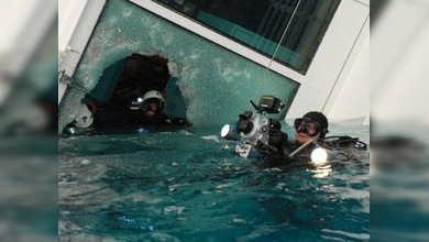 Los buzos ultiman la operación de rescate en el crucero naufragado Costa Concordia