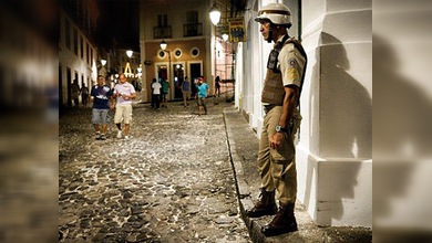El Gobierno brasileño despliega tropas en Salvador de Bahía para frenar la delincuencia