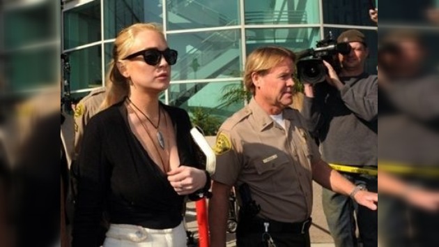 120 días de prisión para Lindsay Lohan por haber violado los términos de la condicional