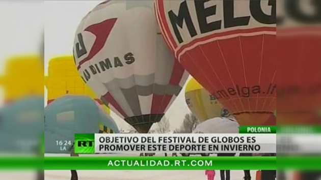 En Polonia se celebra un festival invernal de globos aerostáticos