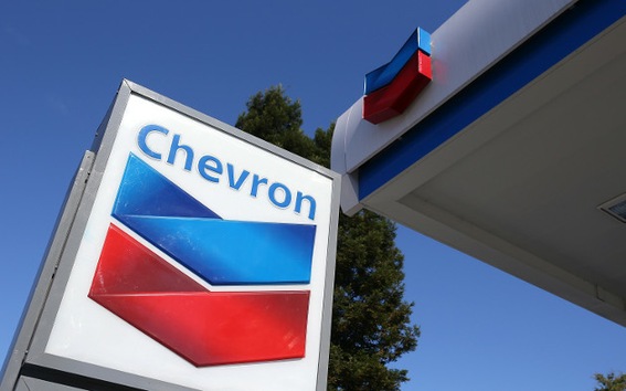 Chevron paga la multa por derrame de crudo en Brasil