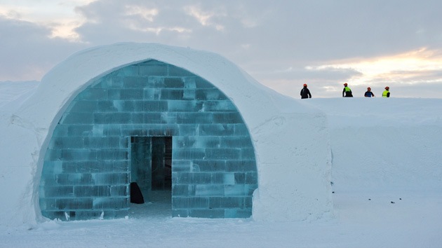 Fotos: El hotel de hielo más grande del mundo reabre en Suecia