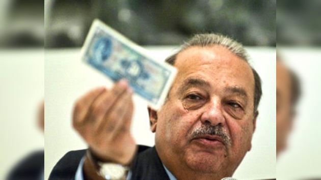 Carlos Slim multado en México por monopolista