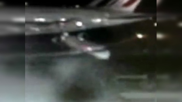 Un Airbus choca con otra nave más pequeña en el aeropuerto JFK de Nueva York