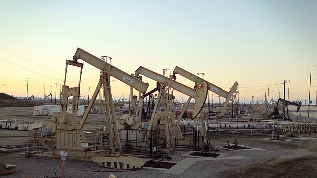 ¿Podría Occidente castigar a Rusia desplomando el precio del petróleo?