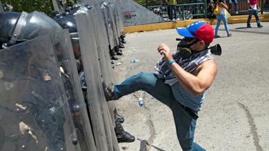 Cabello advierte de los intentos de la derecha de 'exportar' golpes de Estado en la región