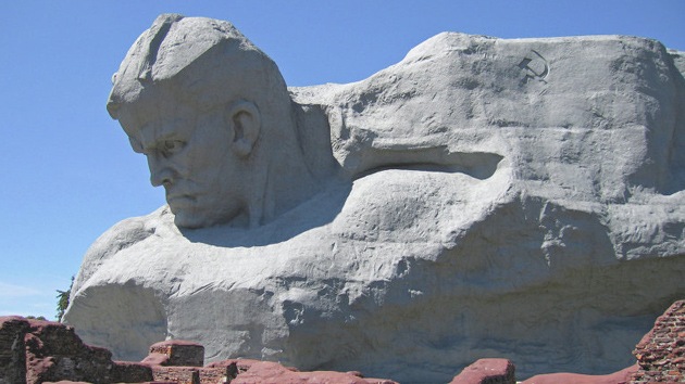 CNN coloca un monumento a los héroes de guerra soviéticos en la lista de los más feos