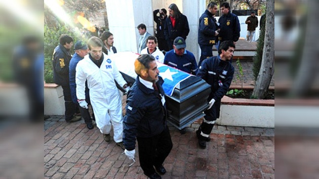 Gobierno chileno confirma que restos exhumados pertenecen a Salvador Allende