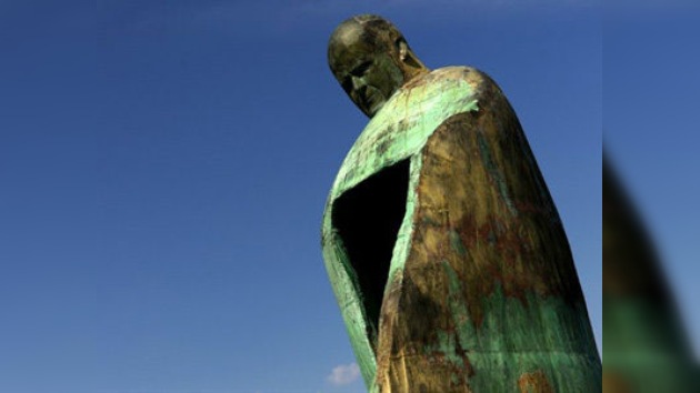 El Vaticano critica la estatua de Juan Pablo II erigida en Roma